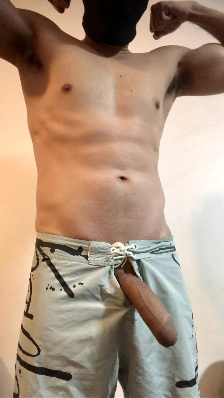 heavy smell here, mind using your tongue to clean ? posted by Heavy_Owl_7177