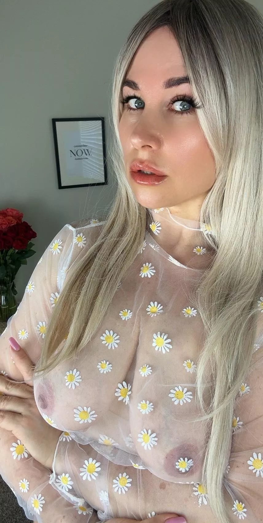 I’m your best friend’s wife, I send you this…

 posted by EllaFernSongbird