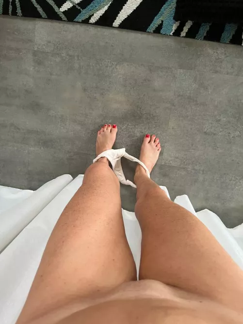 Just showing off my 48 year old mombod (f) by lOve_Babee