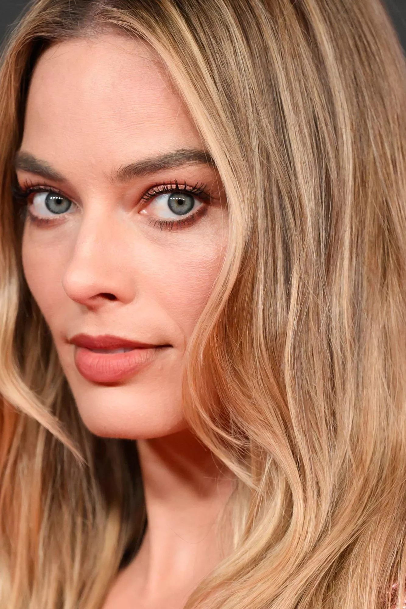 Margot Robbie posted by Long_oil_