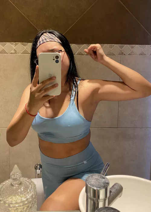 Can you see the beads of sweat running down my armpits? by missambani