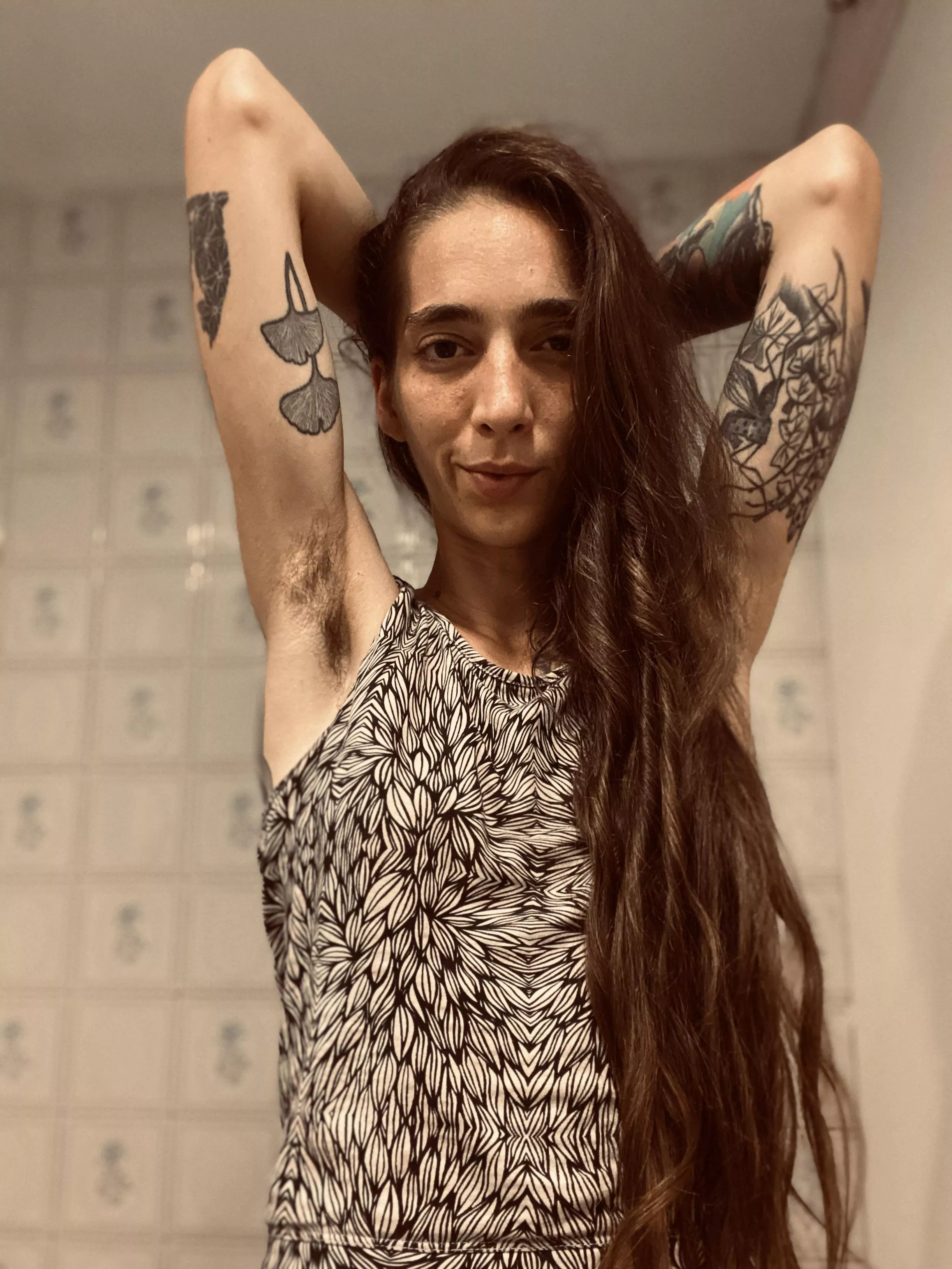 Come'n get it posted by Inkedkrake