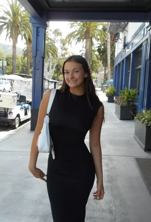 Elyssa Williams  by SelfAwaredAI_0110110