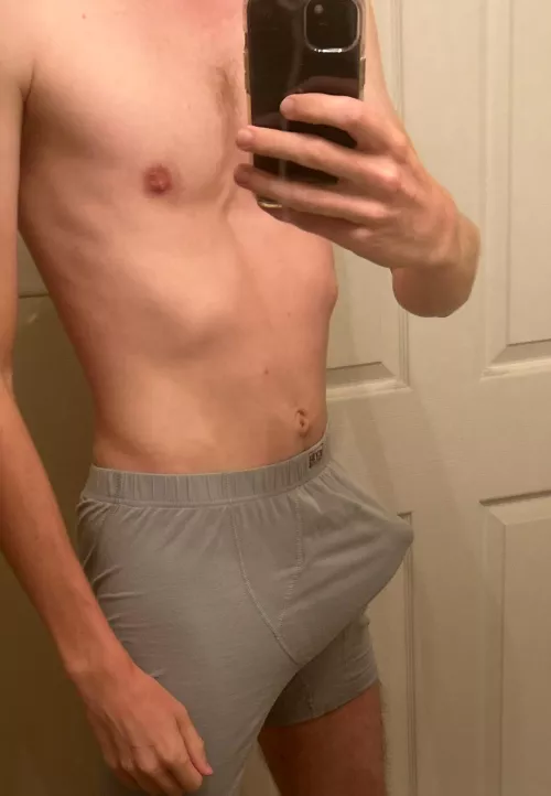 Happy Friday 25M by Illustrious-Peace-40