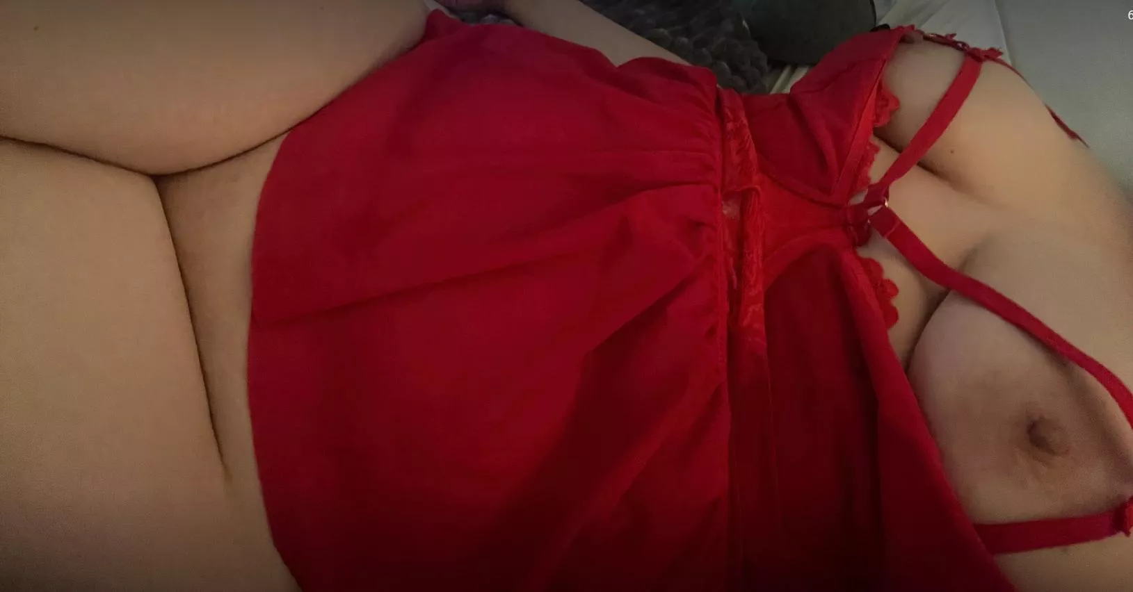Hard to go wrong with red, right?   47[f] posted by LucyCarey77