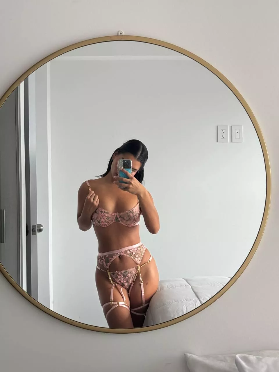 Here to show off my new favorite bikini posted by supercooper34