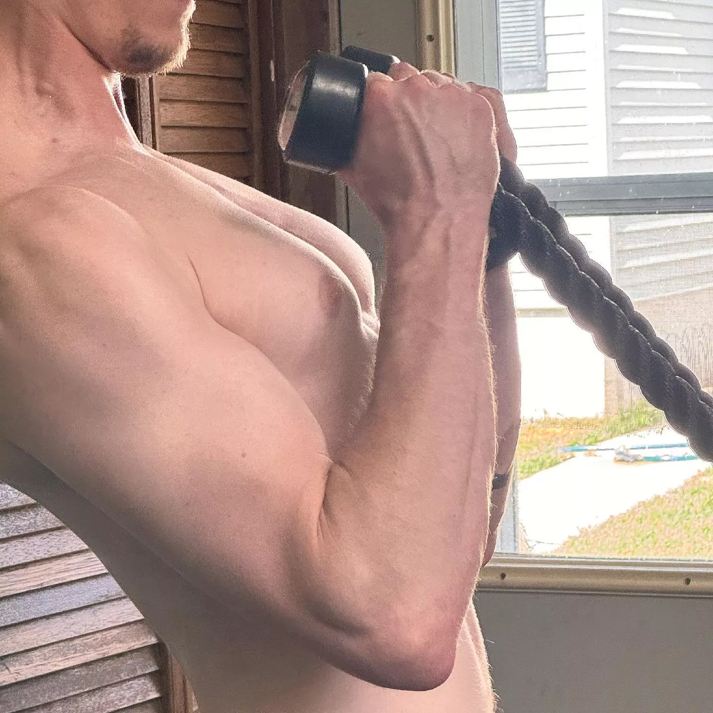 Hold on tight posted by grayman139