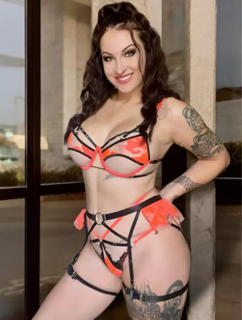 Hopefully tatted and curvy is your type  by KinkyCurvyKatie