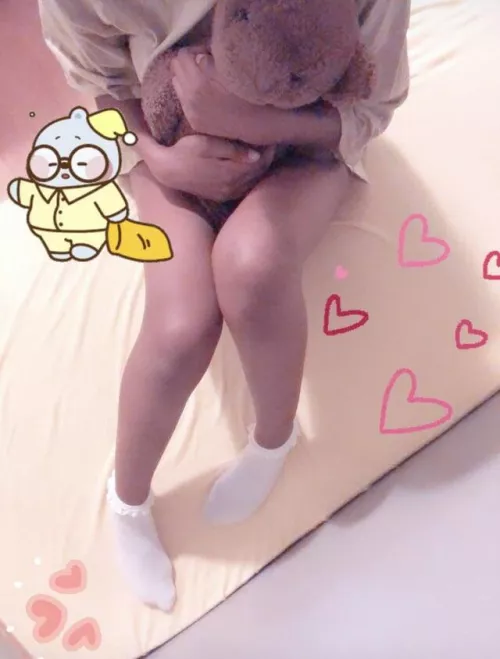 I forgot mr bear at home :(  by lxvebunny