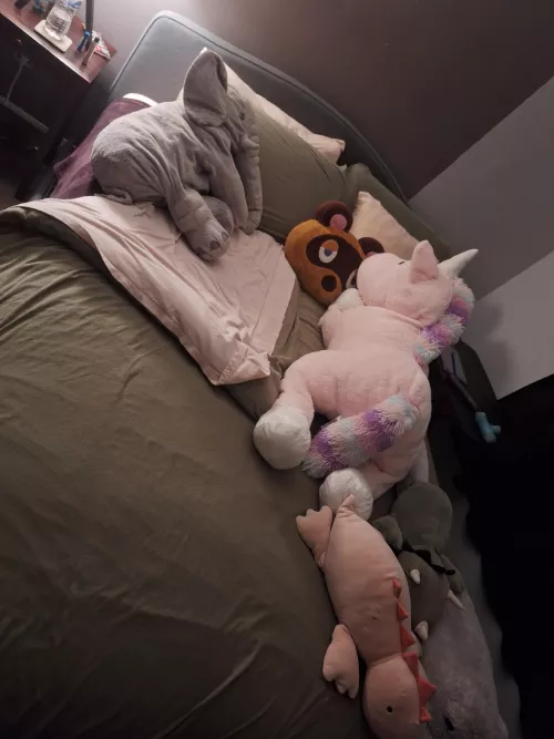 I made my bed c: by ParticulrlyUnlikable