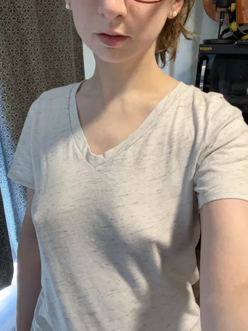 It’s a lazy day so no bra by Elenore_Hoesevelt