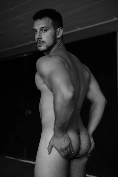 I've been told I have a fat ass by Johnnyrichs