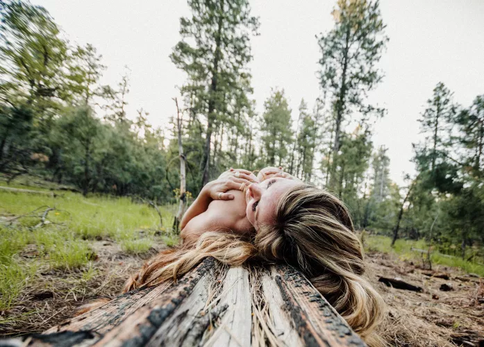 Log Rest by PetiteDesertFlower