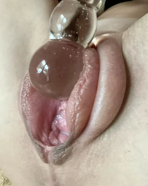 Stuf[f]ed and juicy… fill her up!   by Mon-Pote13
