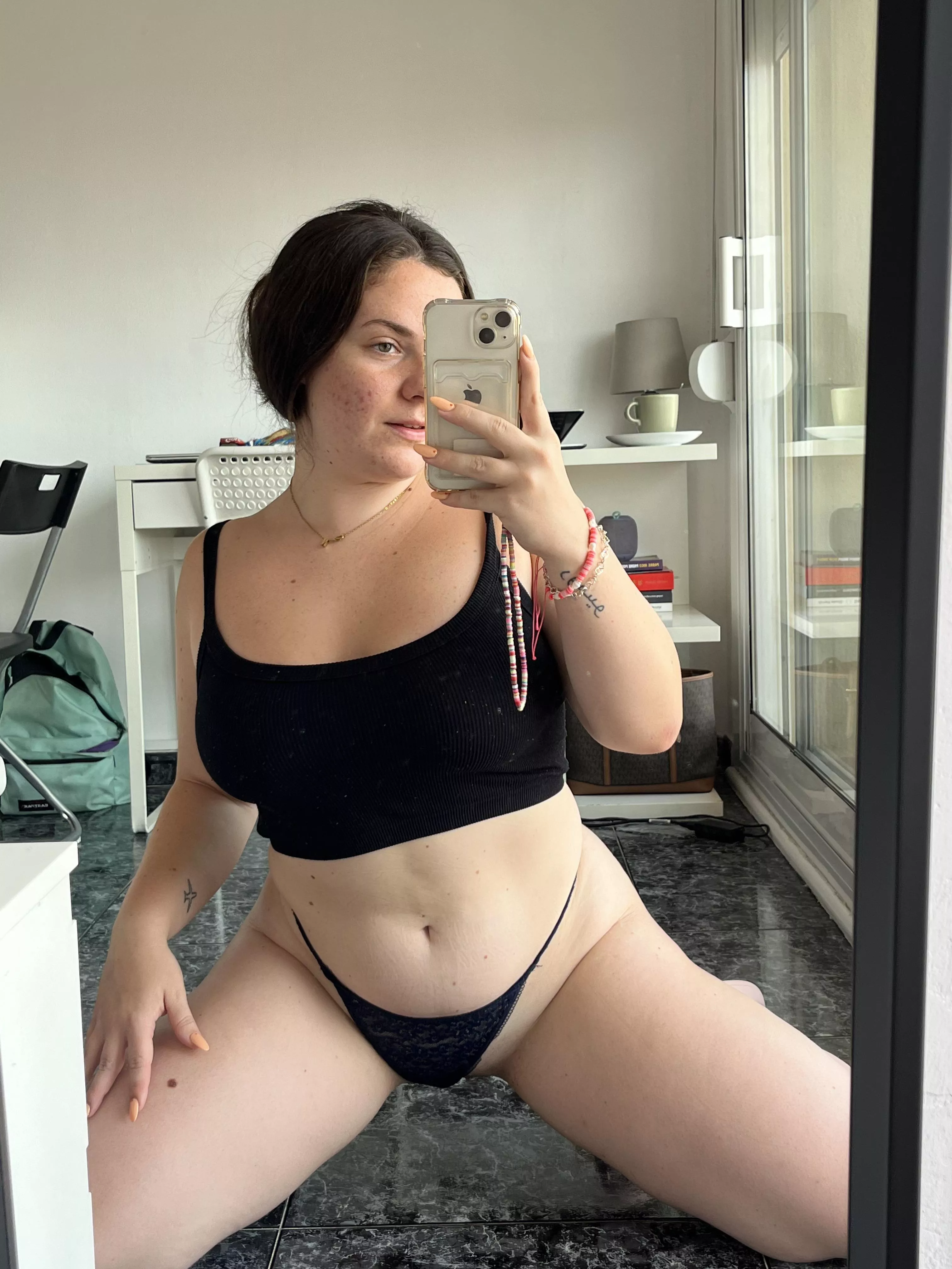 The front of a frog is pretty too posted by Lyydii