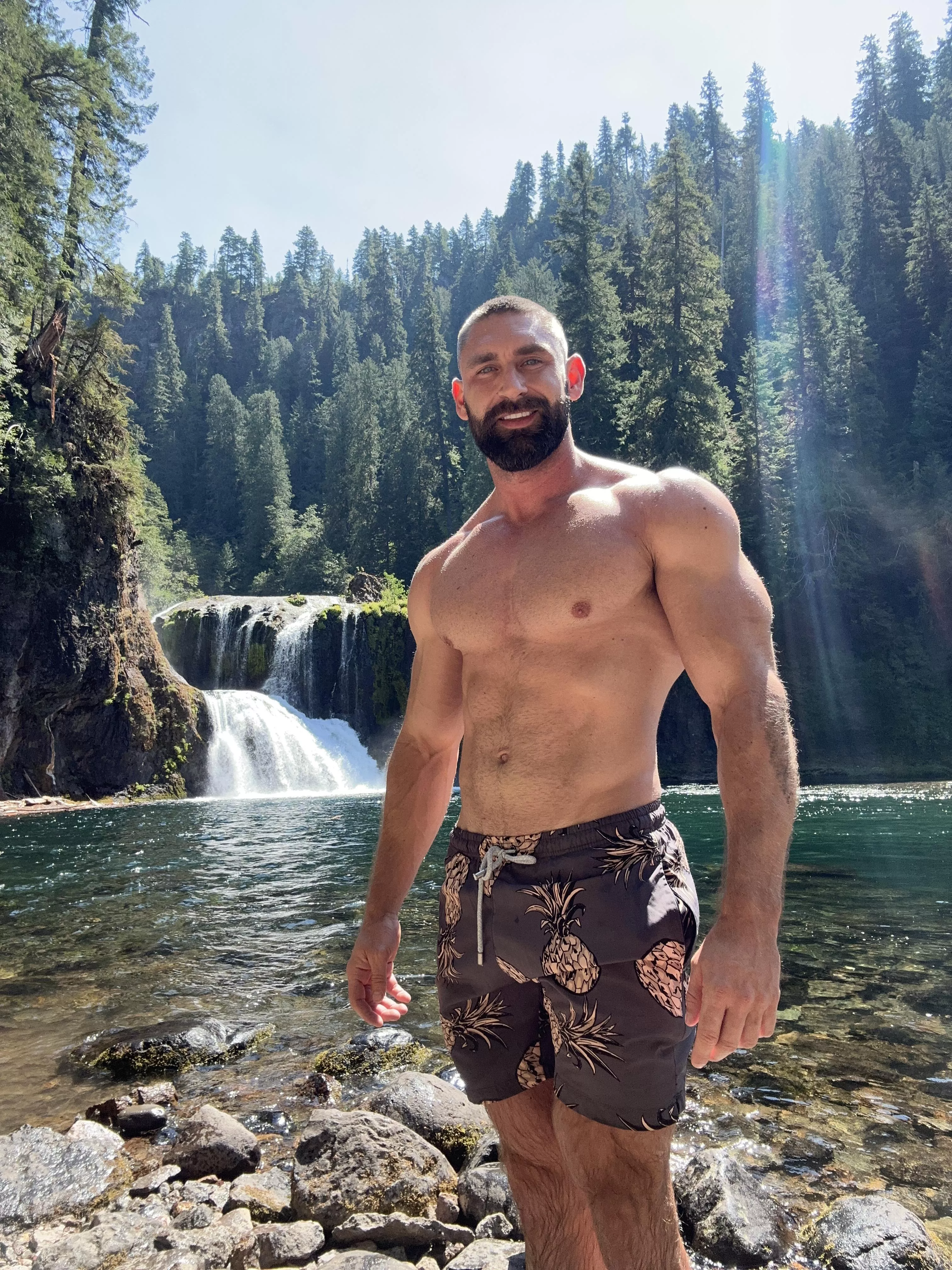 Which is the better view? posted by onlygainzsteve