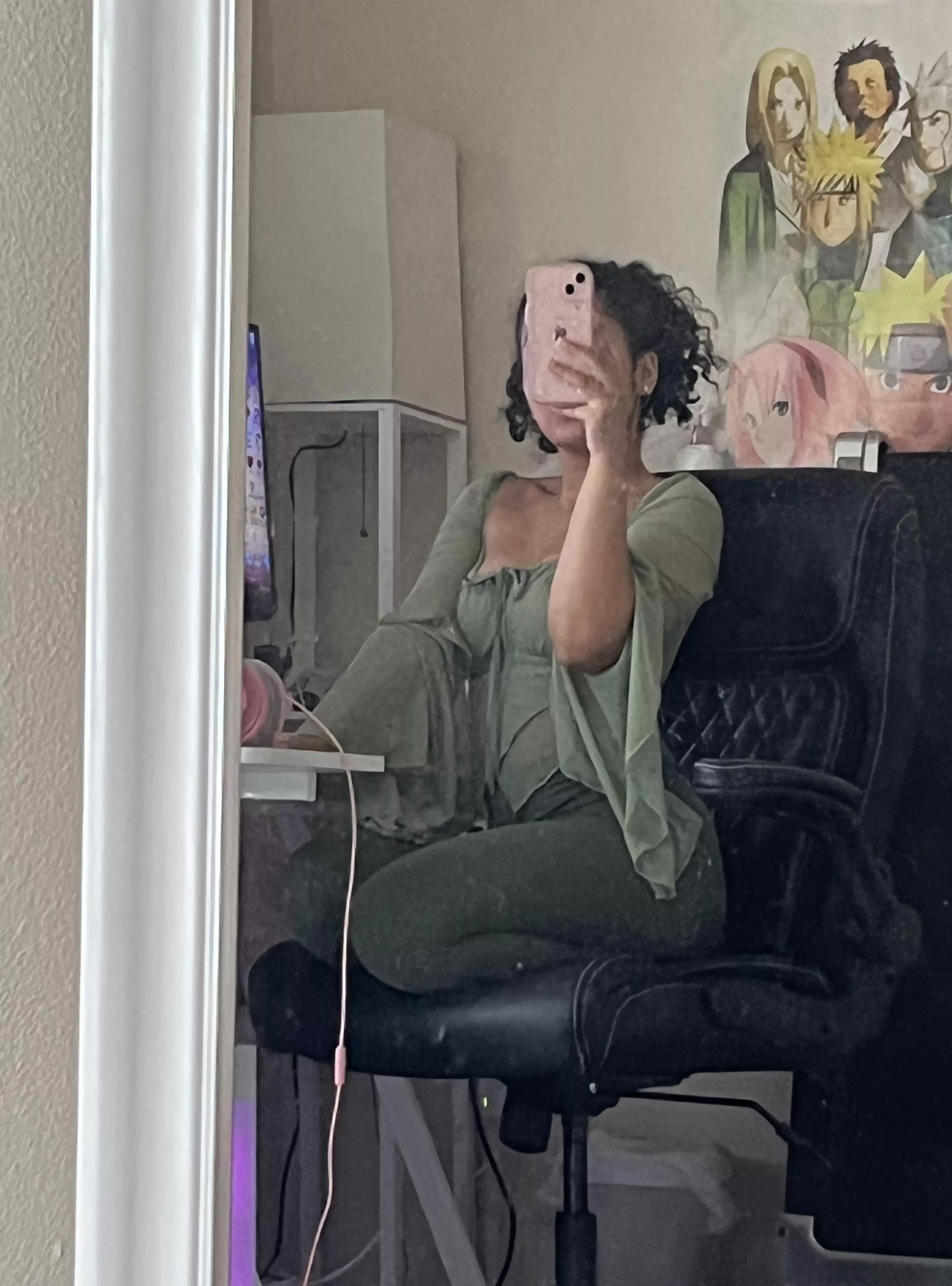 Felt cute, I love gaming w a cute outifit posted by eatingmypho