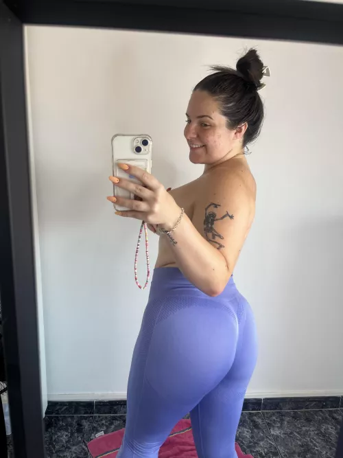 Go for a yoga class by Lyydii