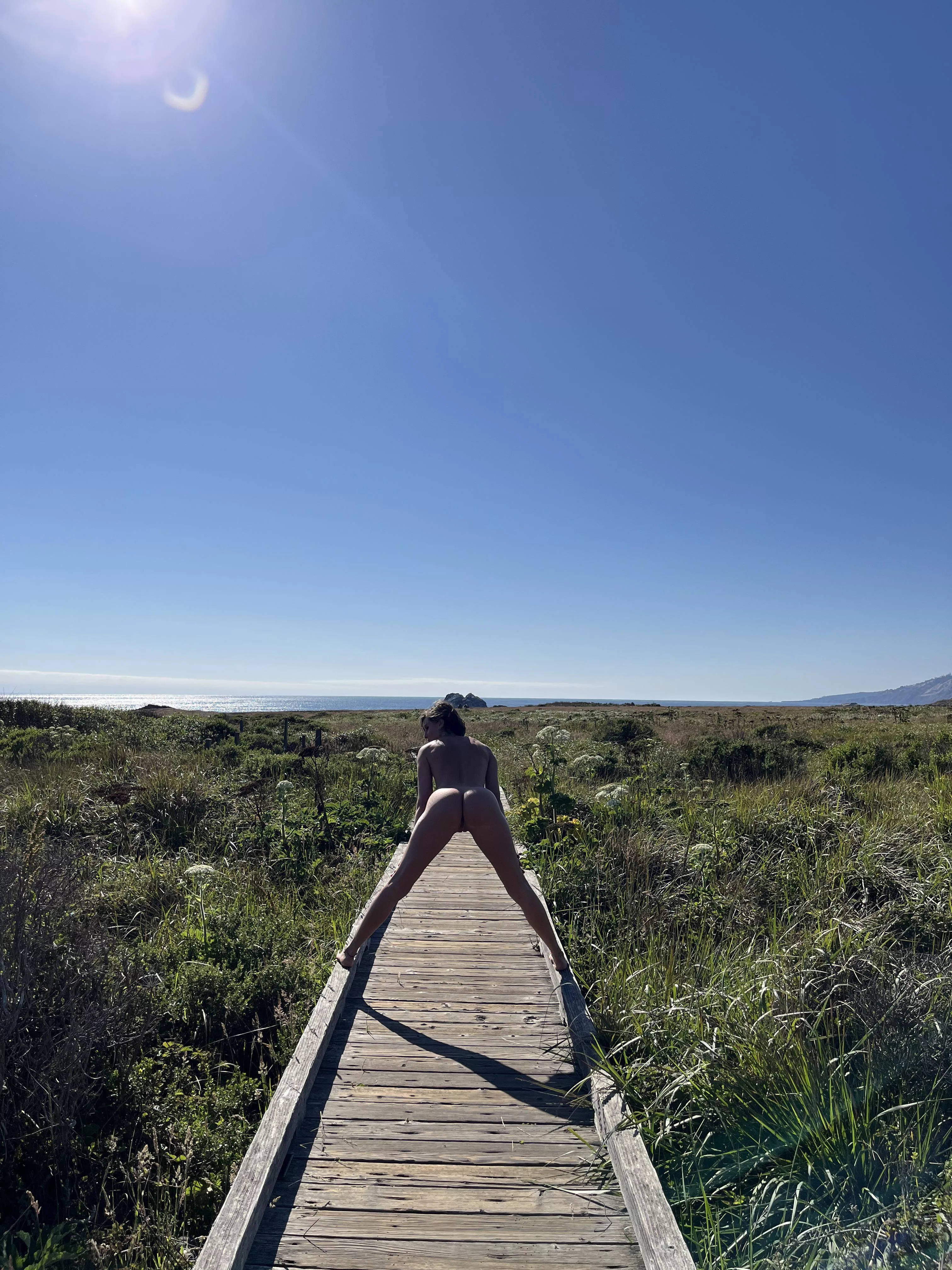 Happy weekend in CA 😜🤫 posted by chiaracolognola