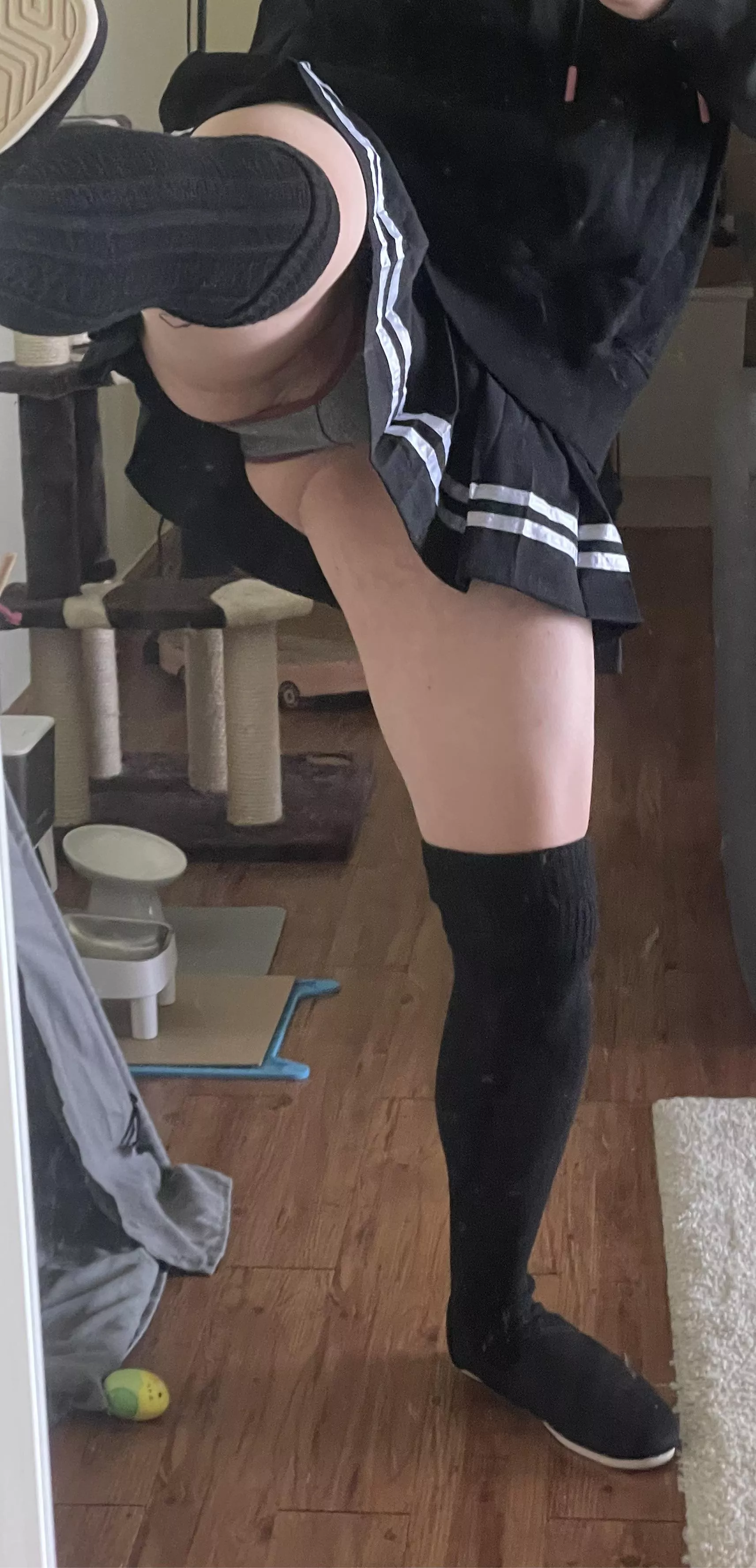 “HEY! Who do you think you’re walking past without groping?!” posted by PM_Me_Ur_Taytays