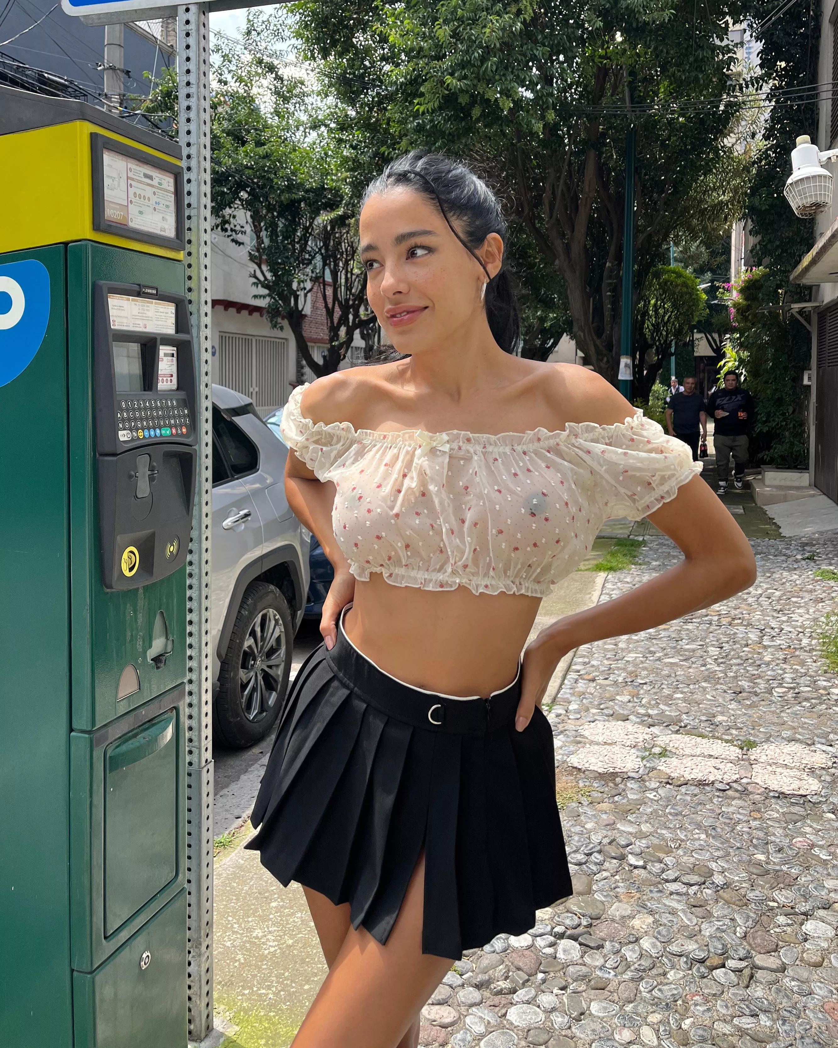 I am ready, please come and pick me  posted by ashydeluca
