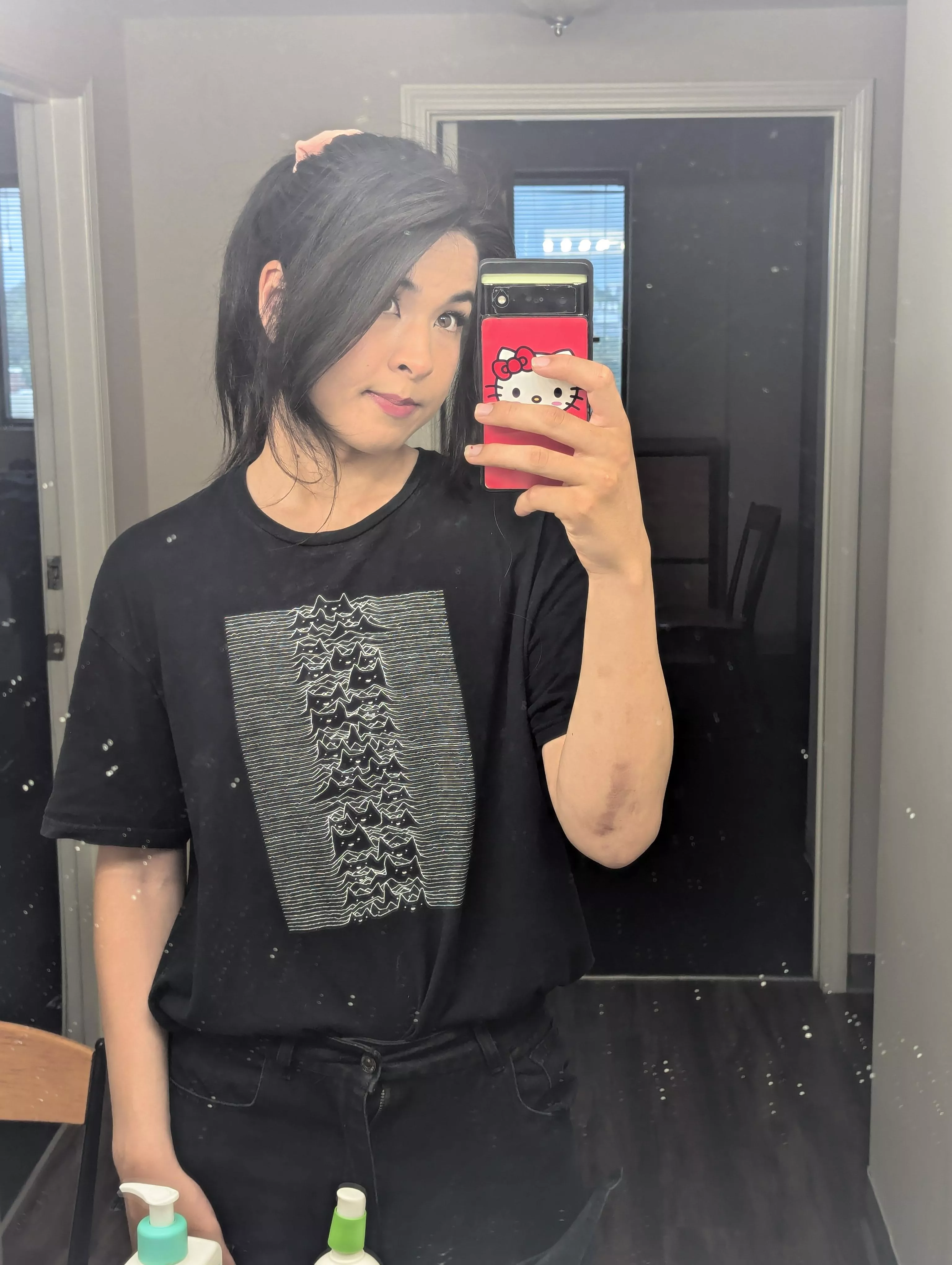 I have no reason to be so socially anxious lol but ya boi is posted by Ok_Marionberry5256