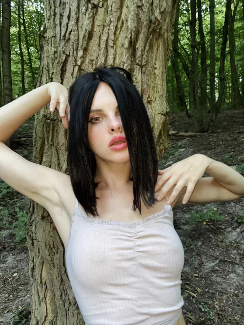 I raise my hands so you can enjoy the angle by shibkashi