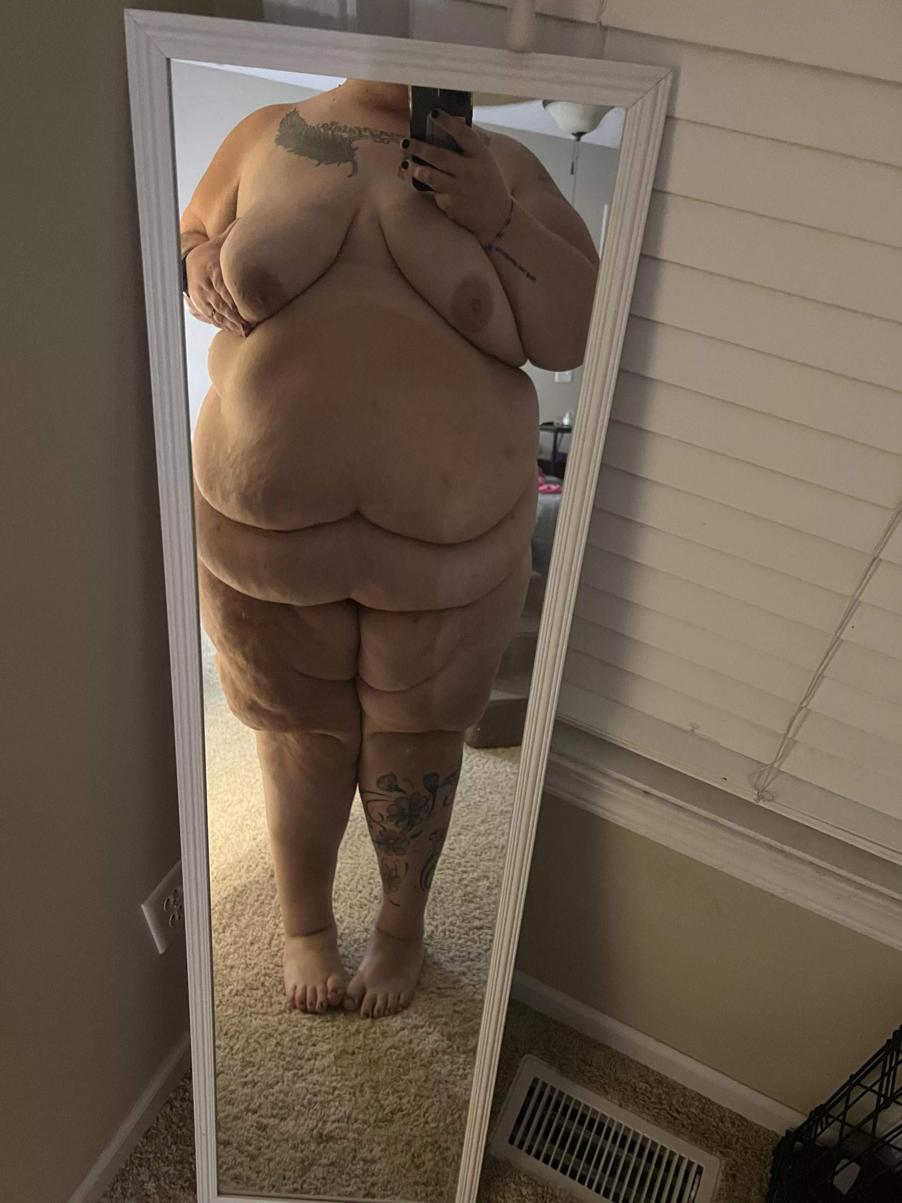 I’m shy, show me what to do?        🥺👉🏻👈🏻 posted by Every_Jelly_7497