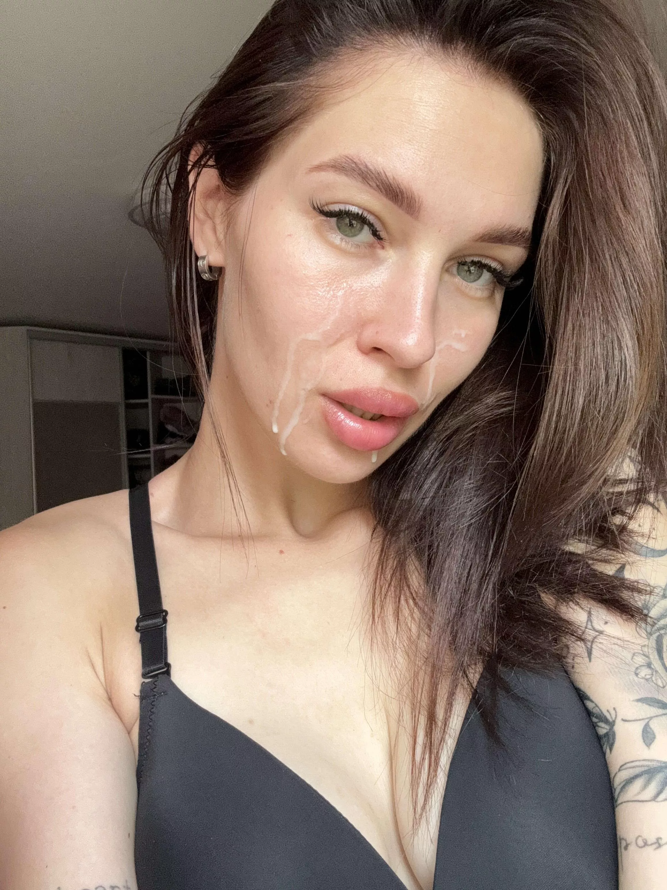 I'm such a cute sperm whore posted by apple_only_