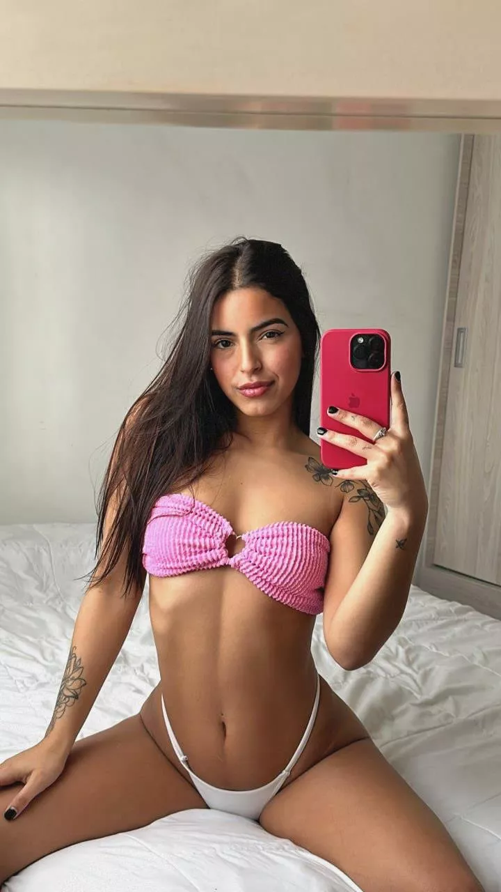 petite is an understatement posted by roudasberreaved49