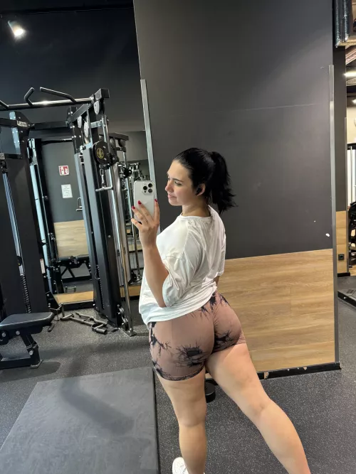 the cellulite makes it juicy by pineapplepunk
