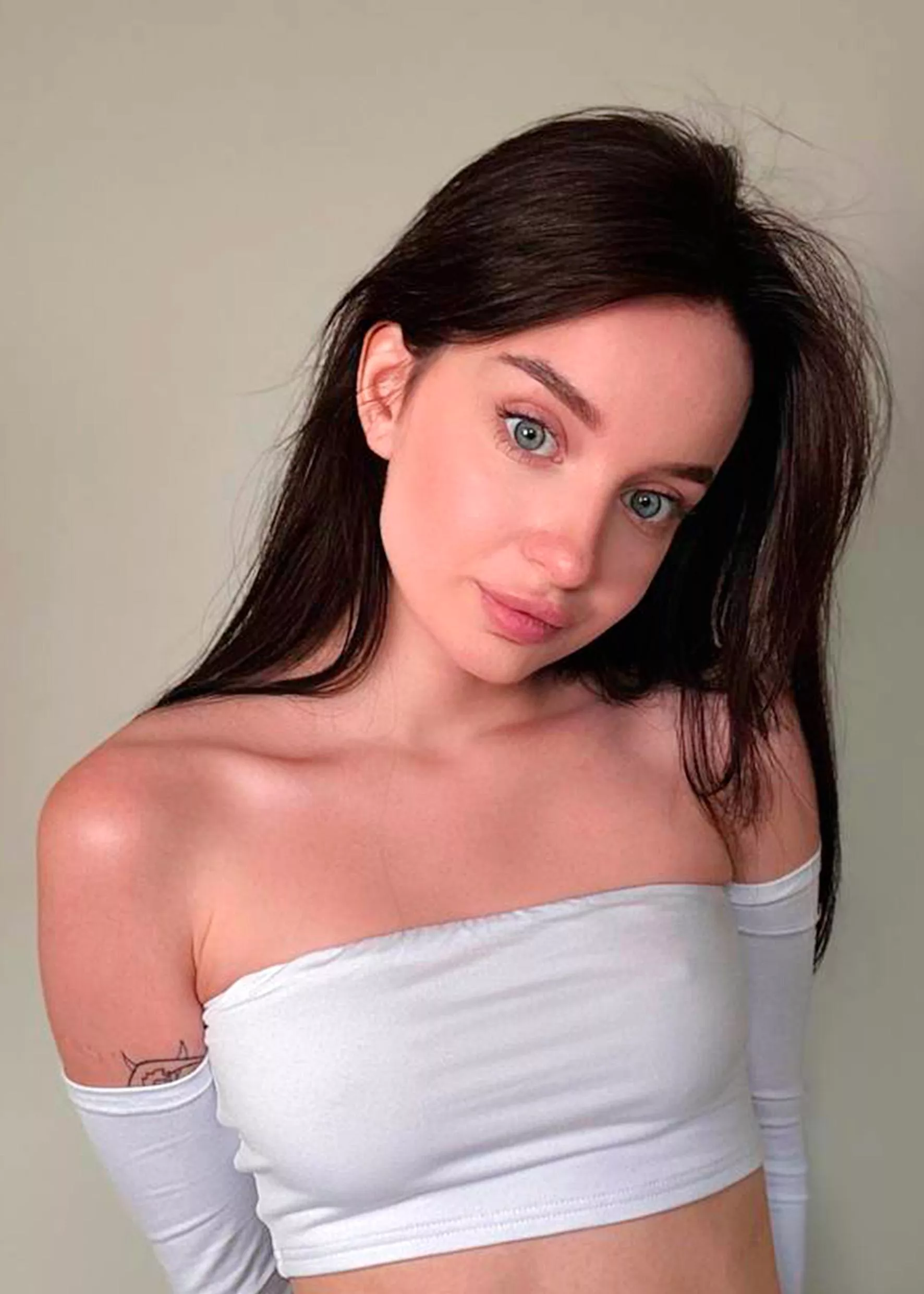 Too adorable to wear a bra posted by LizaFoxy