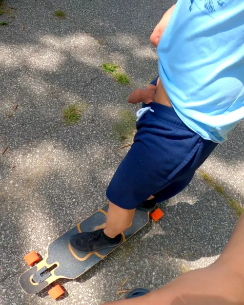 Wanna go boarding with me?  by S1uttyernie