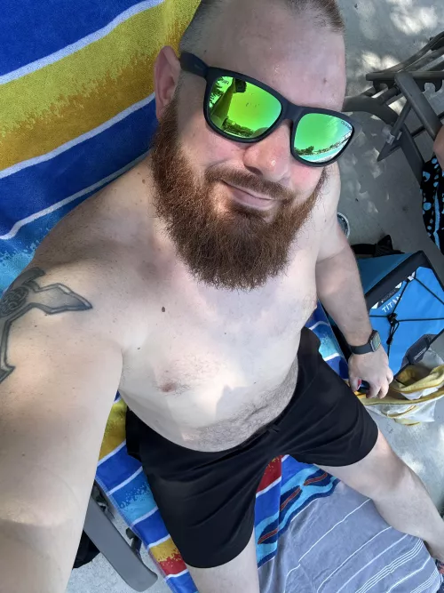 What’s the best way to get your attention from across the pool? (41) by WillRogers83