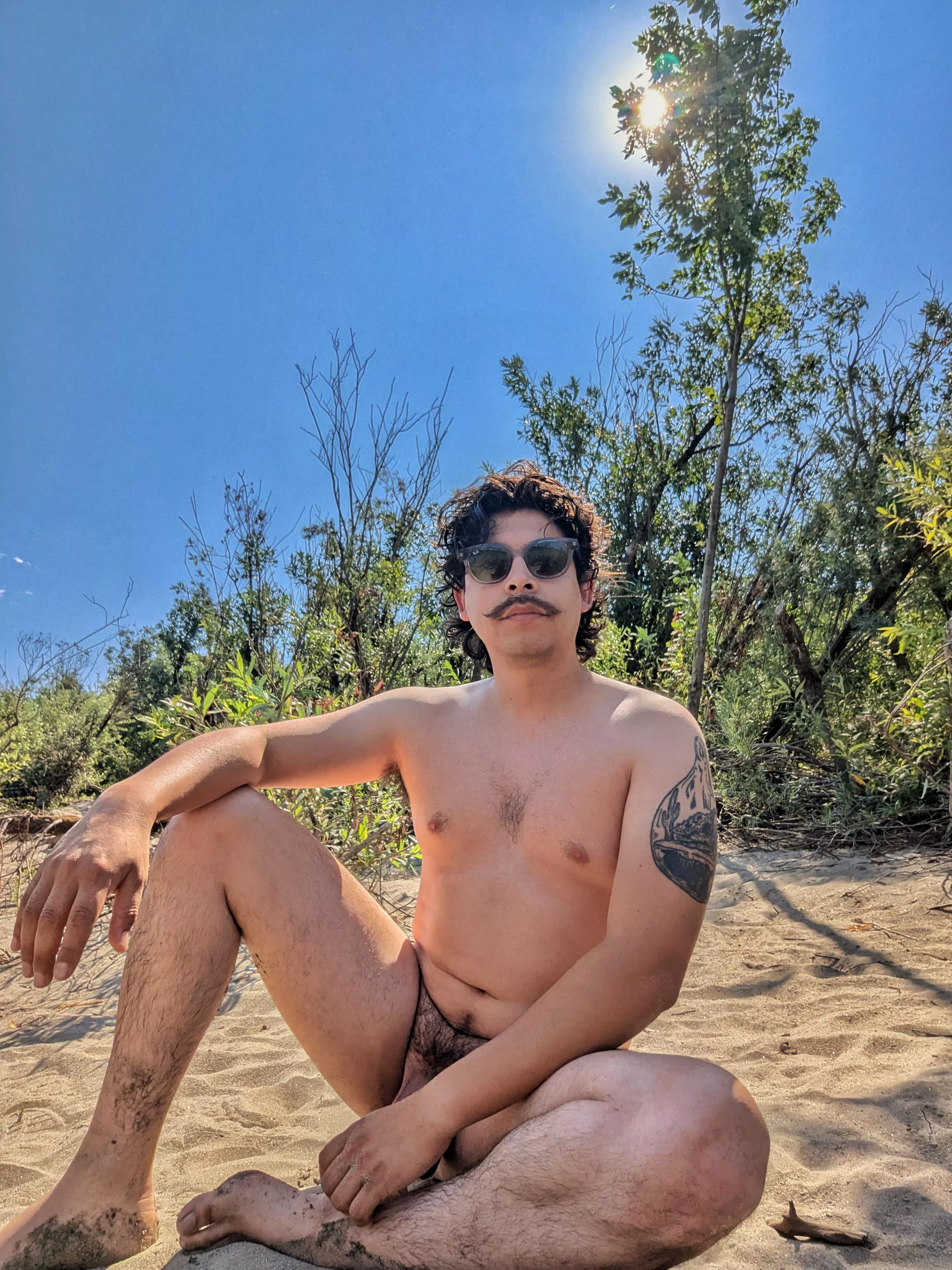 Beach Day posted by libran_instinct