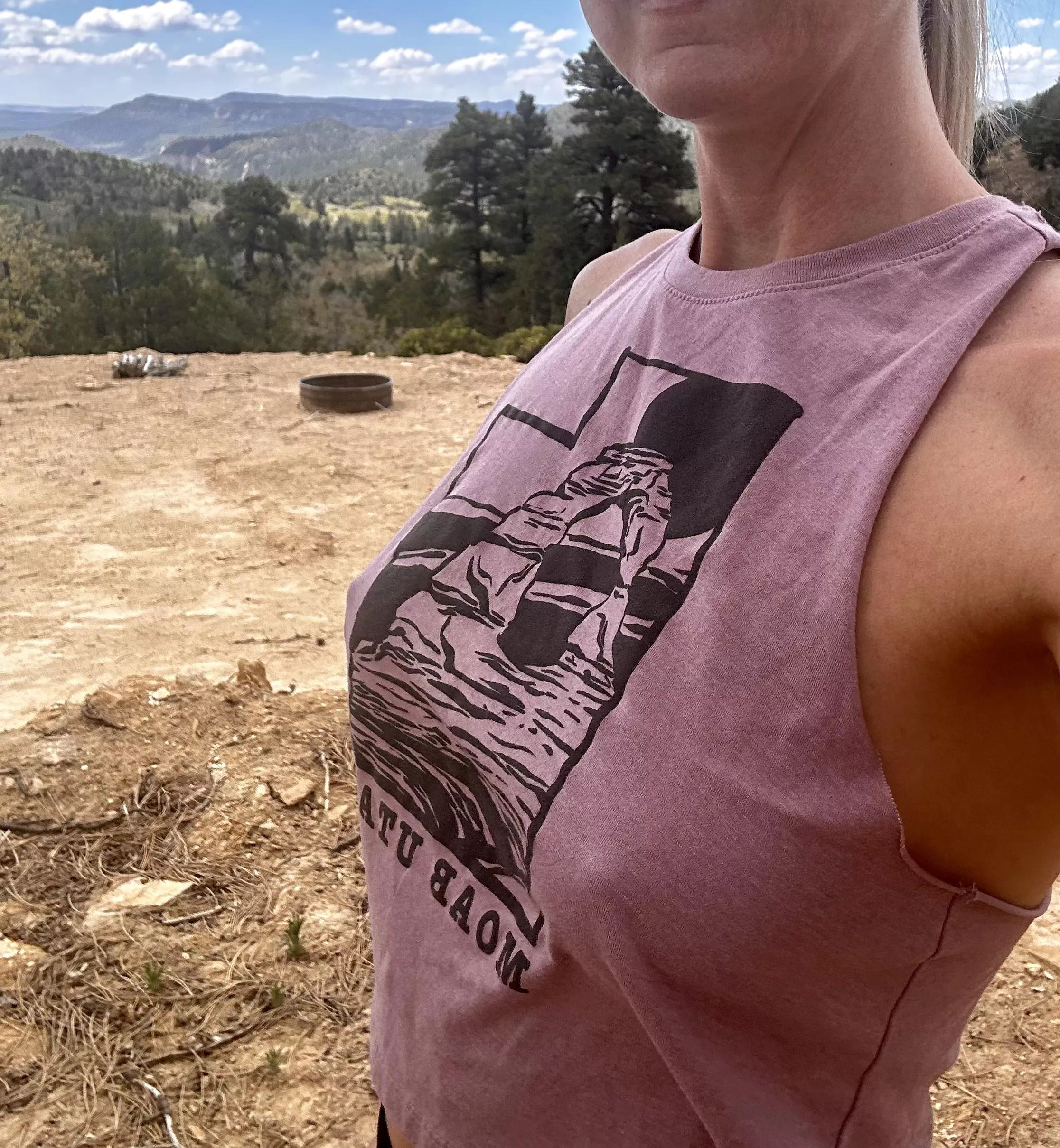 Camping vibes [F] posted by Charlotte-Milf