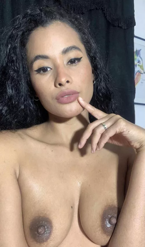 Do you think I'm pretty? by AdaRange