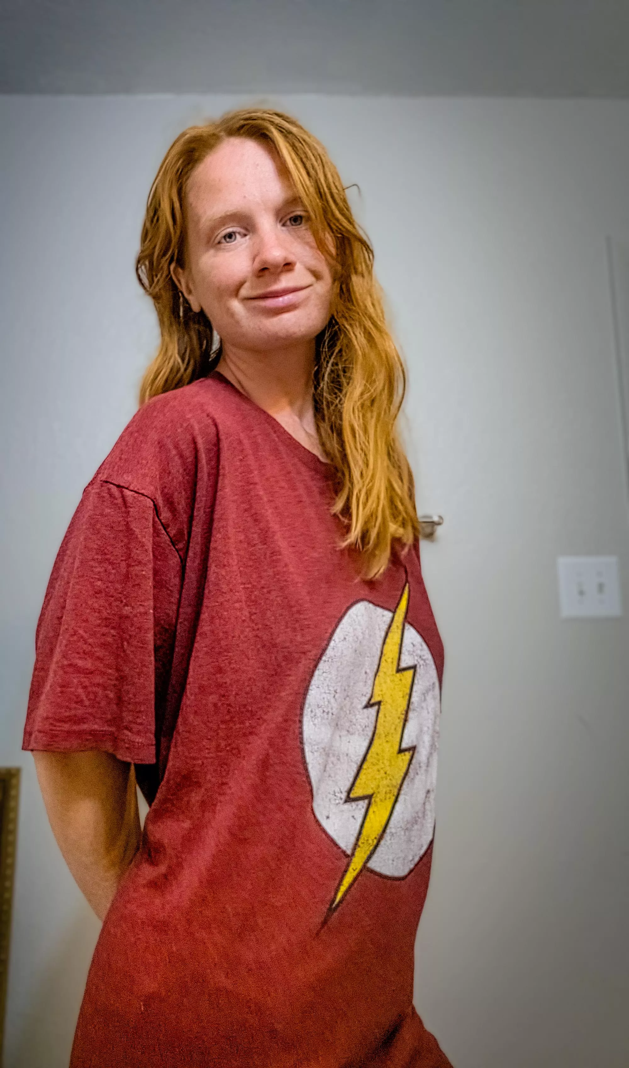 Fiery reflections: a redhead's inner light🔅 [F27] posted by Redlilyrose