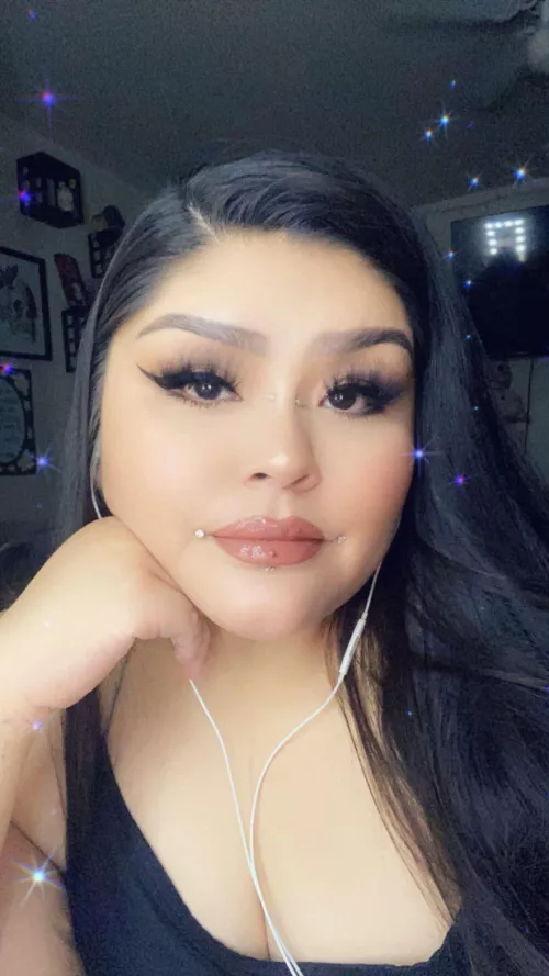 Happy Sunday  by holyshnighkees