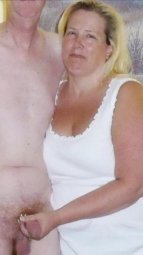 Holding with a smile! by Gtoboy20042