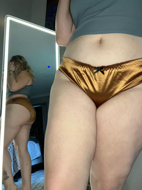 Holy moly do I love these!! 😍 by PLANTSN0TPE0PLE