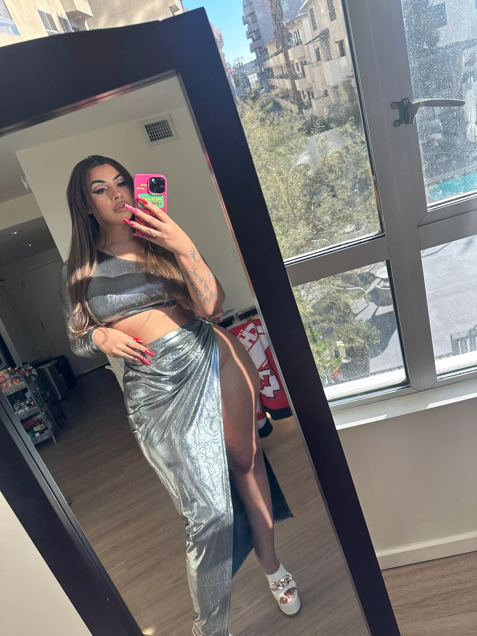 I wanna go on a date so baddd posted by yoursweetycici