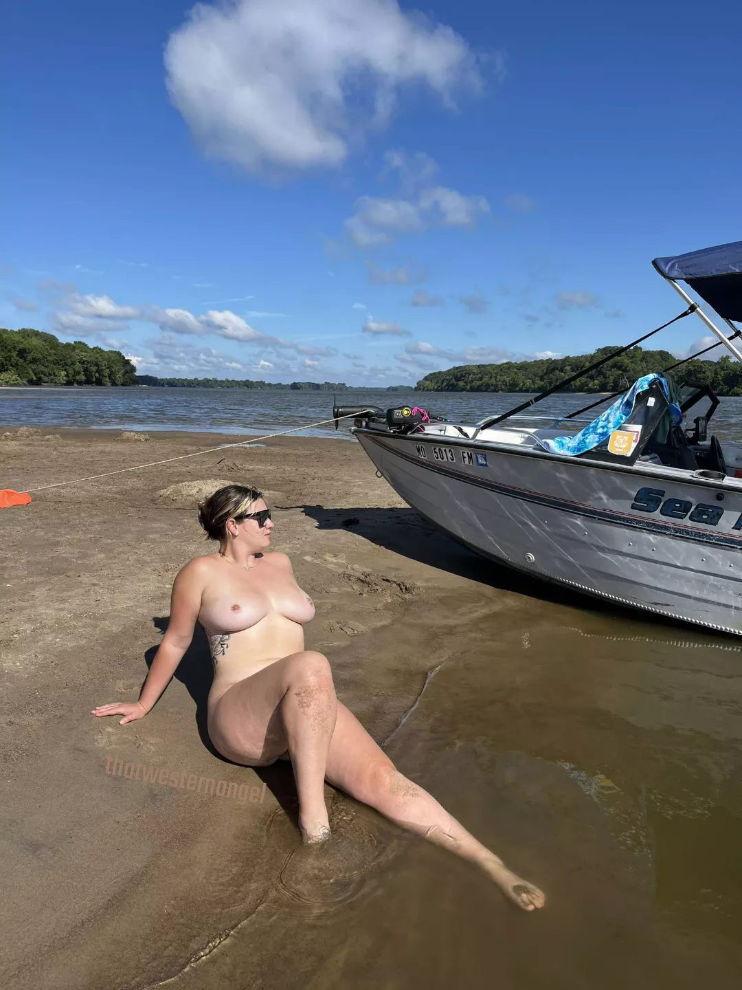 Love having me time on the beach posted by thatwesternangel