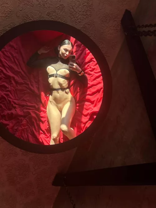 mesmerizing beauty by EtherealWhisper22