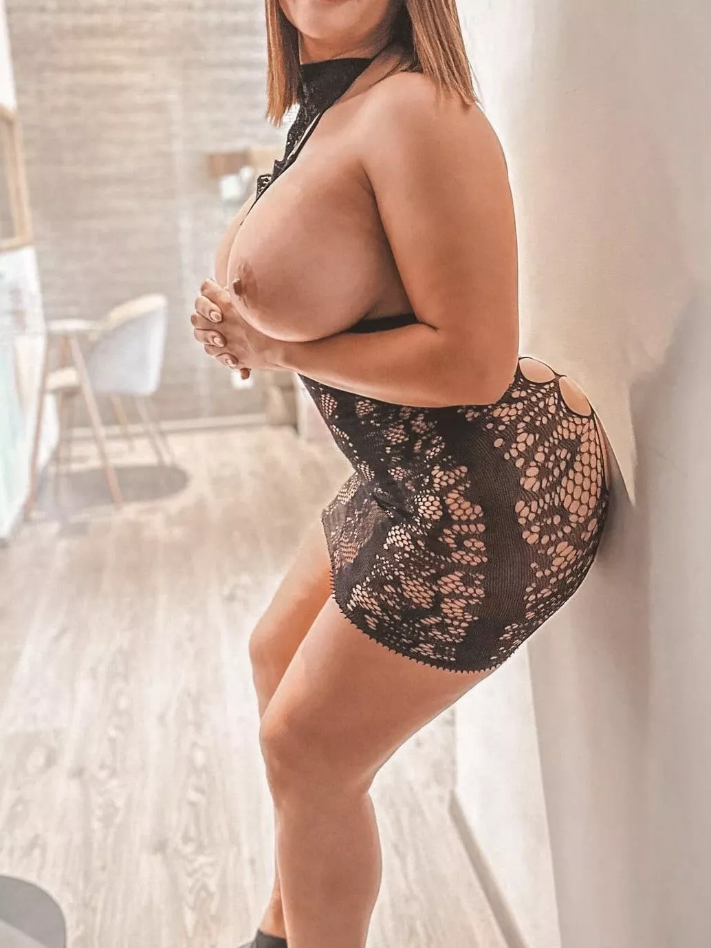 Mommy is such a bimbo posted by Kayssi23