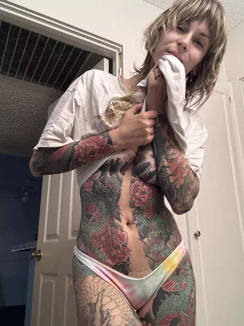 My body is completely natural other than my tattoos.. give it a rate please 🙏  by kuzagirl