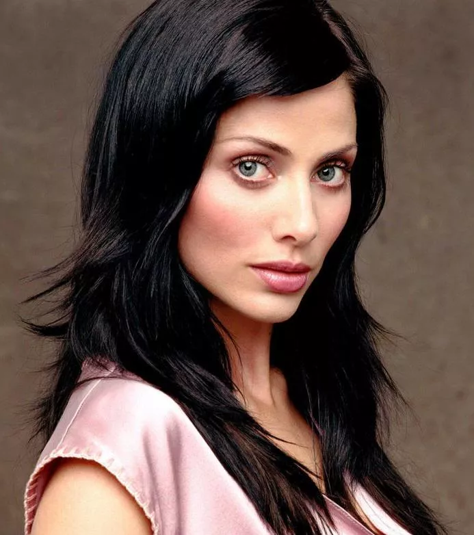 Natalie Imbruglia  posted by CountyWorried2219