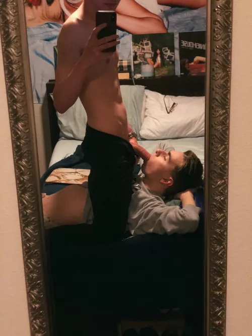 Using my buddy’s throat by itisdmj