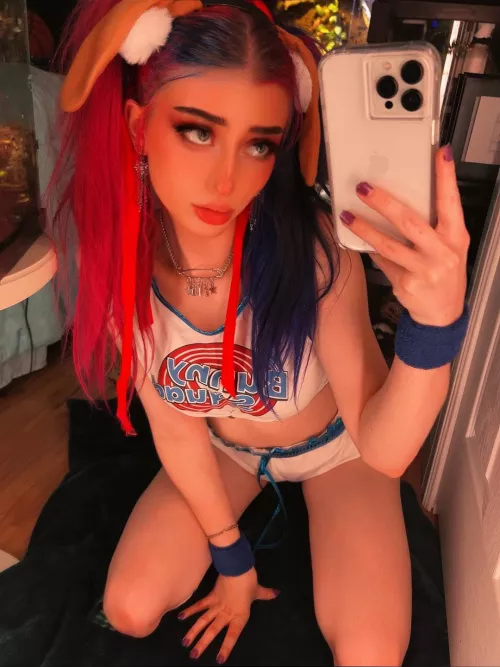 Would you let me bounce up and down on your carrot? by lunapearlx