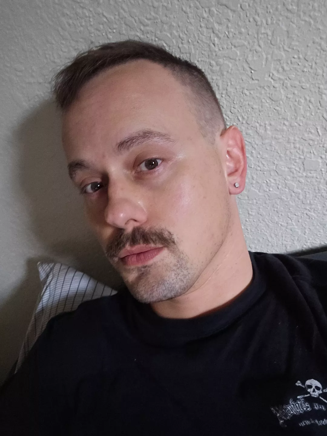 Bored and looking for Ps5 friends.  posted by NomadicMushroom